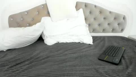 Mary online show from 09.12.25