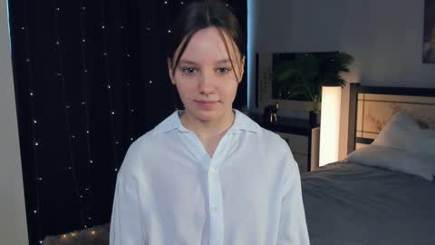 Snapshot of meryldell chatting on 03.02.25 Lollita online show from 03.02.25