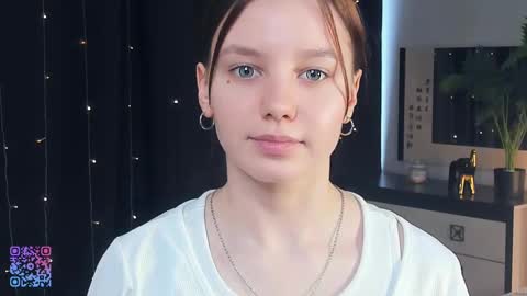 Snapshot of meryldell chatting on 03.03.25 Lollita online show from 03.03.25