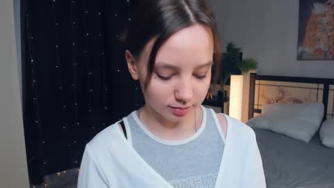 Snapshot of meryldell chatting on 03.05.25 Lollita online show from 03.05.25