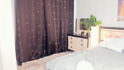 Snapshot of meryldell chatting on 03.05.25 Lollita online show from 03.05.25