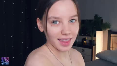 Snapshot of meryldell chatting on 03.06.25 Lollita online show from 03.06.25