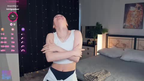 Snapshot of meryldell chatting on 03.06.25 Lollita online show from 03.06.25