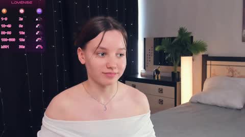 Snapshot of meryldell chatting on 03.09.25 Lollita online show from 03.09.25