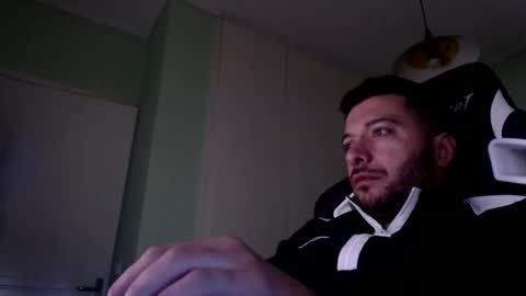 Snapshot of metalic18 chatting on 10.05.25 FunnyTimeHere online show from 10.05.25