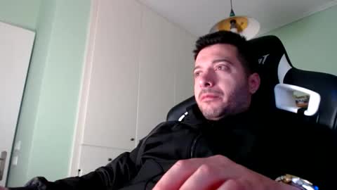 Snapshot of metalic18 chatting on 10.14.25 FunnyTimeHere online show from 10.14.25