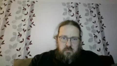 Snapshot of metallbuddy chatting on 12.08.24 ask me online show from 12.08.24