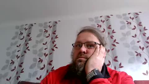 Snapshot of metallbuddy chatting on 12.18.24 ask me online show from 12.18.24