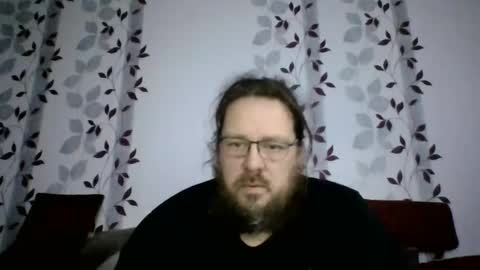 Snapshot of metallbuddy chatting on 01.06.25 ask me online show from 01.06.25