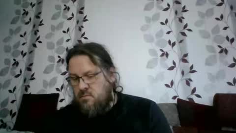 Snapshot of metallbuddy chatting on 02.11.25 ask me online show from 02.11.25