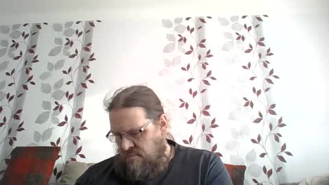 Snapshot of metallbuddy chatting on 03.06.25 ask me online show from 03.06.25