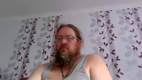 Snapshot of metallbuddy chatting on 09.23.25 ask me online show from 09.23.25