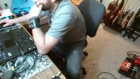 metalsharkk online show from 03.03.25