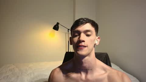 Snapshot of metatron_muscle chatting on 02.01.25 Dany online show from 02.01.25