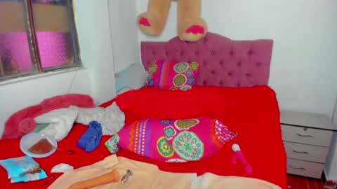 metisha_suhi online show from 01.15.25