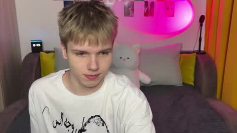 Arthur online show from 03.04.26