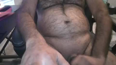 Snapshot of metter26 chatting on 01.01.25 atx guy online show from 01.01.25
