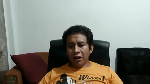 Snapshot of mexatre chatting on 12.26.24 mexatre online show from 12.26.24
