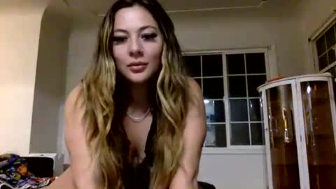 mferrera3125 online show from 11.19.25