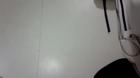 pretty online show from 09.17.25
