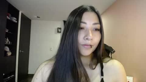 Mia zoe online show from 12.20.24