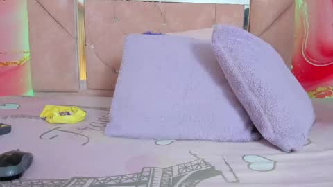 mia__blaze_ online show from 04.13.26