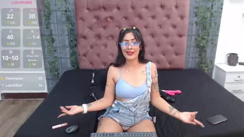 Mia online show from 02.19.25