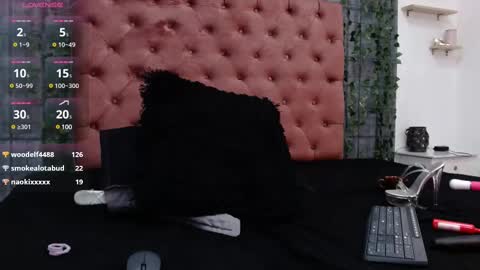 Mia online show from 02.24.25