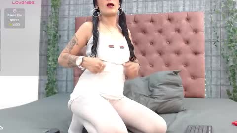 Mia online show from 03.08.25