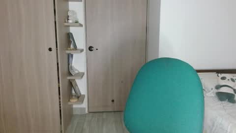 Mia online show from 03.30.26