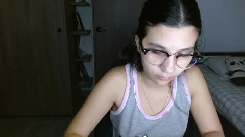 Mia online show from 04.07.26