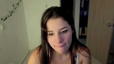 Mia adams  online show from 11.27.25