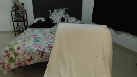 mia online show from 12.06.24