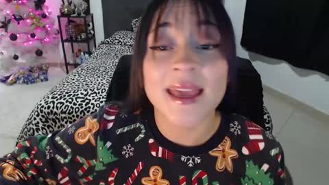 mia online show from 12.24.24