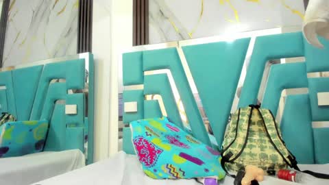 Mia online show from 12.07.24