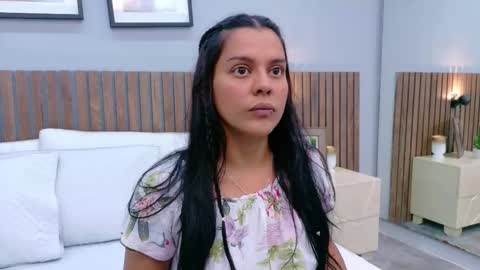 Mia Bellefort online show from 03.18.26