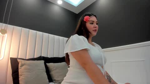 Mia online show from 03.07.25