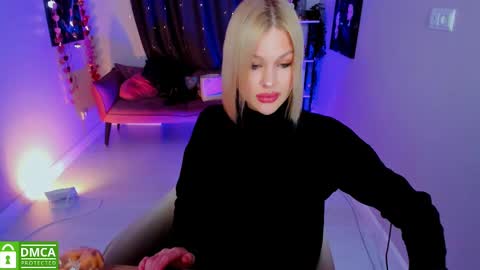 Mia online show from 02.07.25