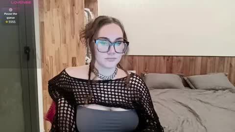 mia_boone online show from 11.22.25