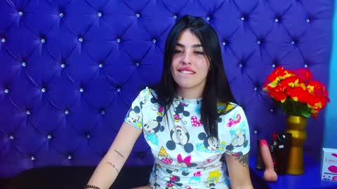 mia_charlothe online show from 01.22.25