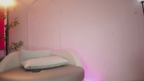 Anna online show from 09.30.25