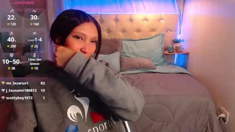 Snapshot of mia_collens_ chatting on 01.19.25 MIA online show from 01.19.25