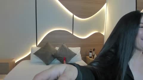 Snapshot of mia_collins96 chatting on 10.24.25 M I A  online show from 10.24.25