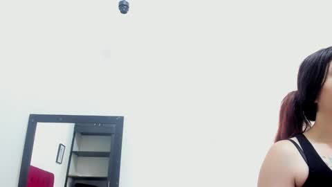 mia online show from 10.06.25