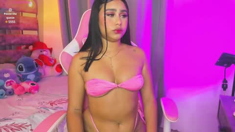 Mia online show from 01.23.25