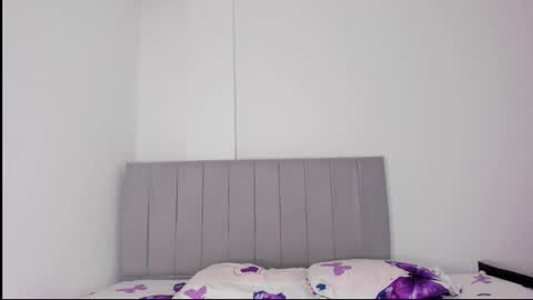 Snapshot of mia_cute25 chatting on 01.19.26 online show from 01.19.26