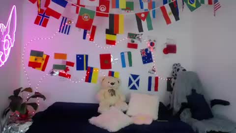 mia_cute_girl online show from 06.23.26