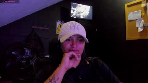 Snapshot of mia_daniela_ chatting on 10.16.25 Mia daniela online show from 10.16.25