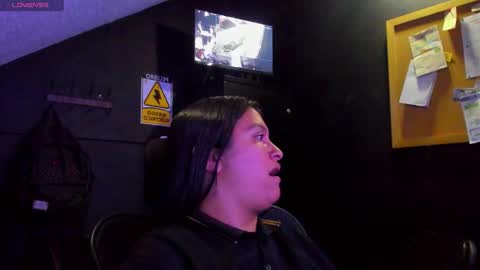 Snapshot of mia_daniela_ chatting on 10.24.25 Mia daniela online show from 10.24.25