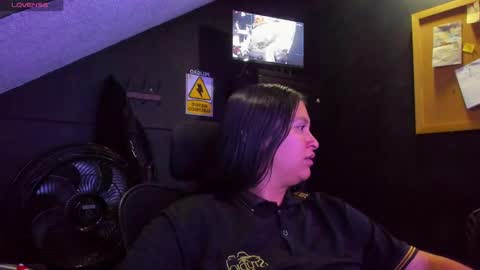 Snapshot of mia_daniela_ chatting on 10.25.25 Mia daniela online show from 10.25.25